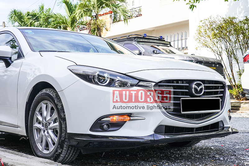 Ốp lip trước Mazda 3 2017 màu carbon